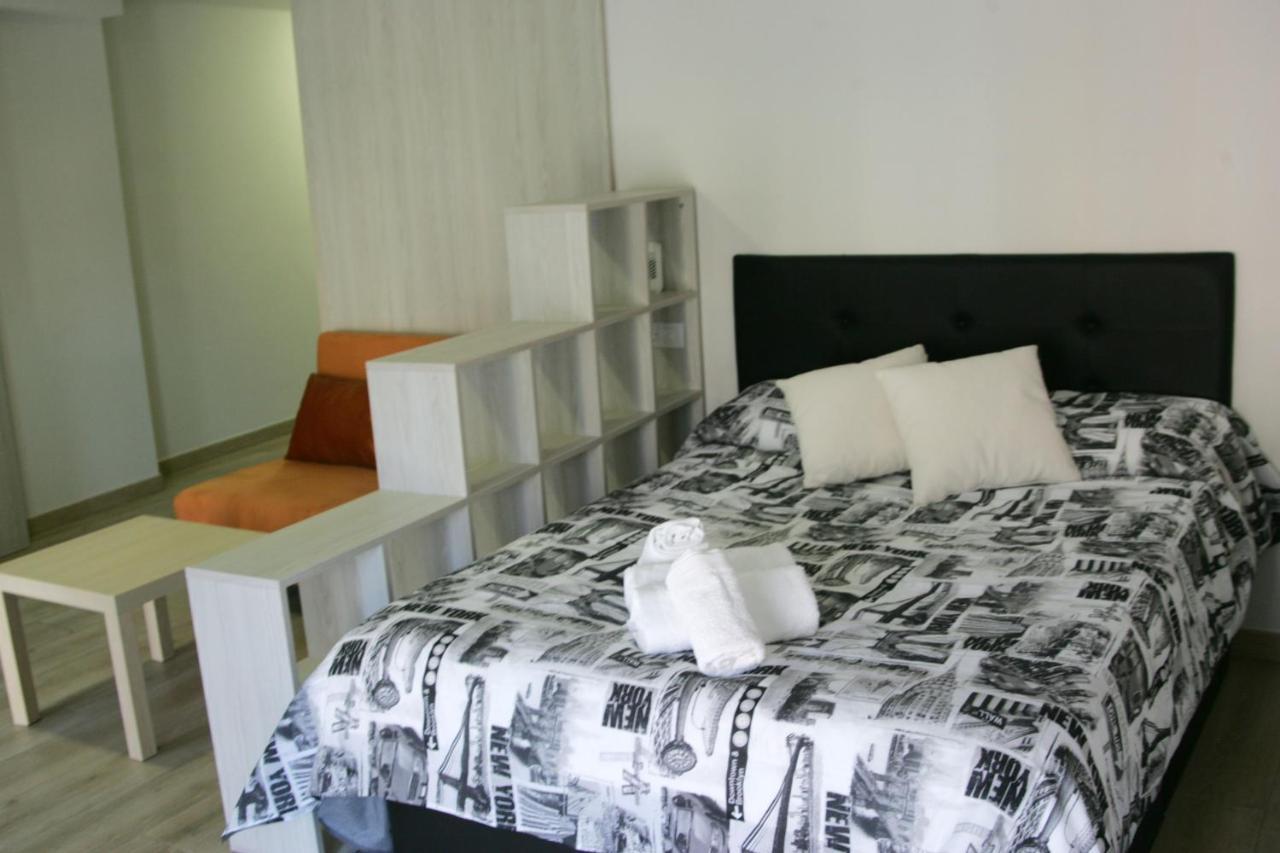 Apartamentos Turisticos Plaza San Juan 2 투델라 외부 사진