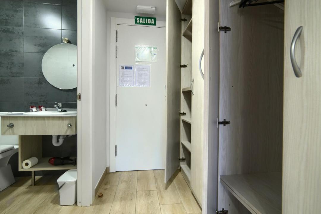 Apartamentos Turisticos Plaza San Juan 2 투델라 외부 사진